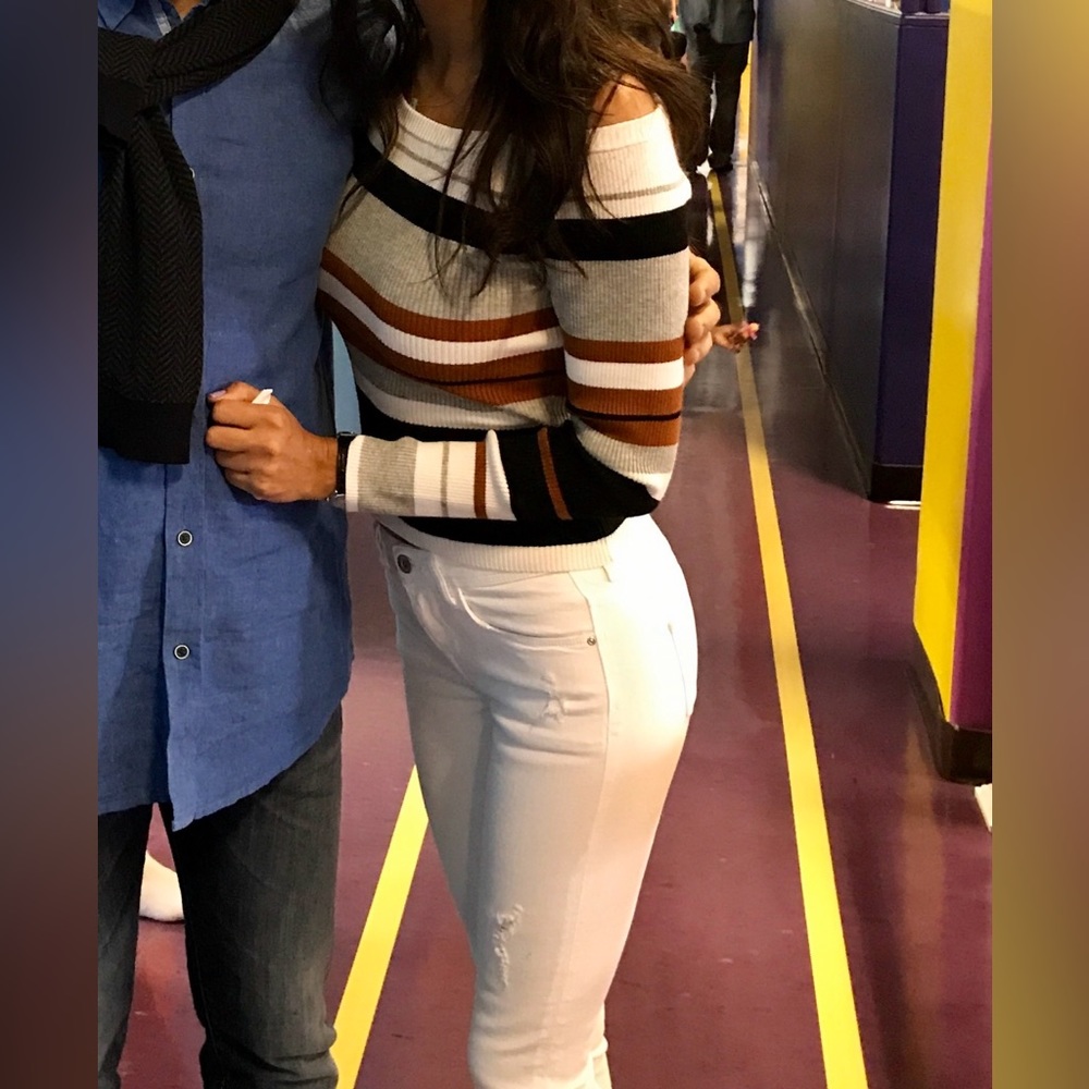 Beautiful off the shoulder sweater.